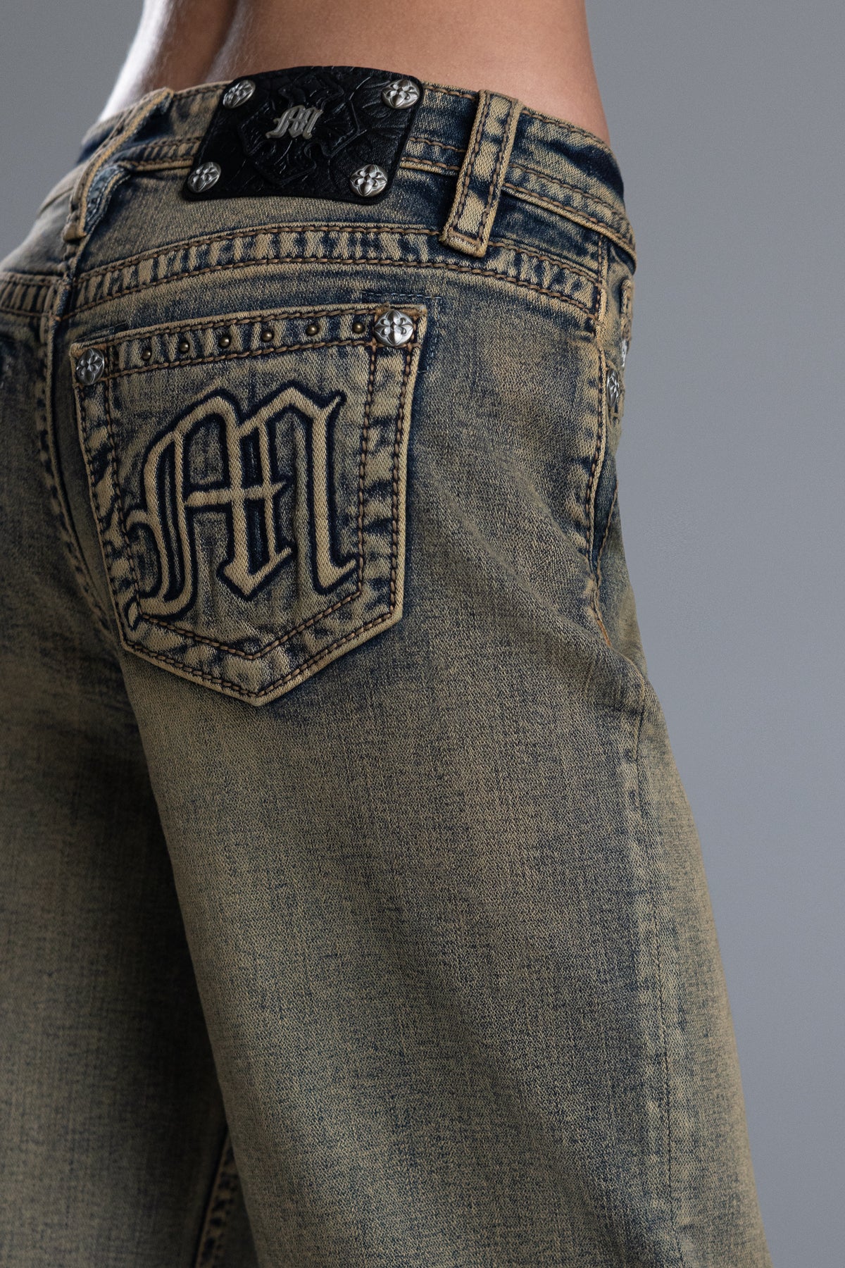 Going Rouge Slim Wide - Image 5