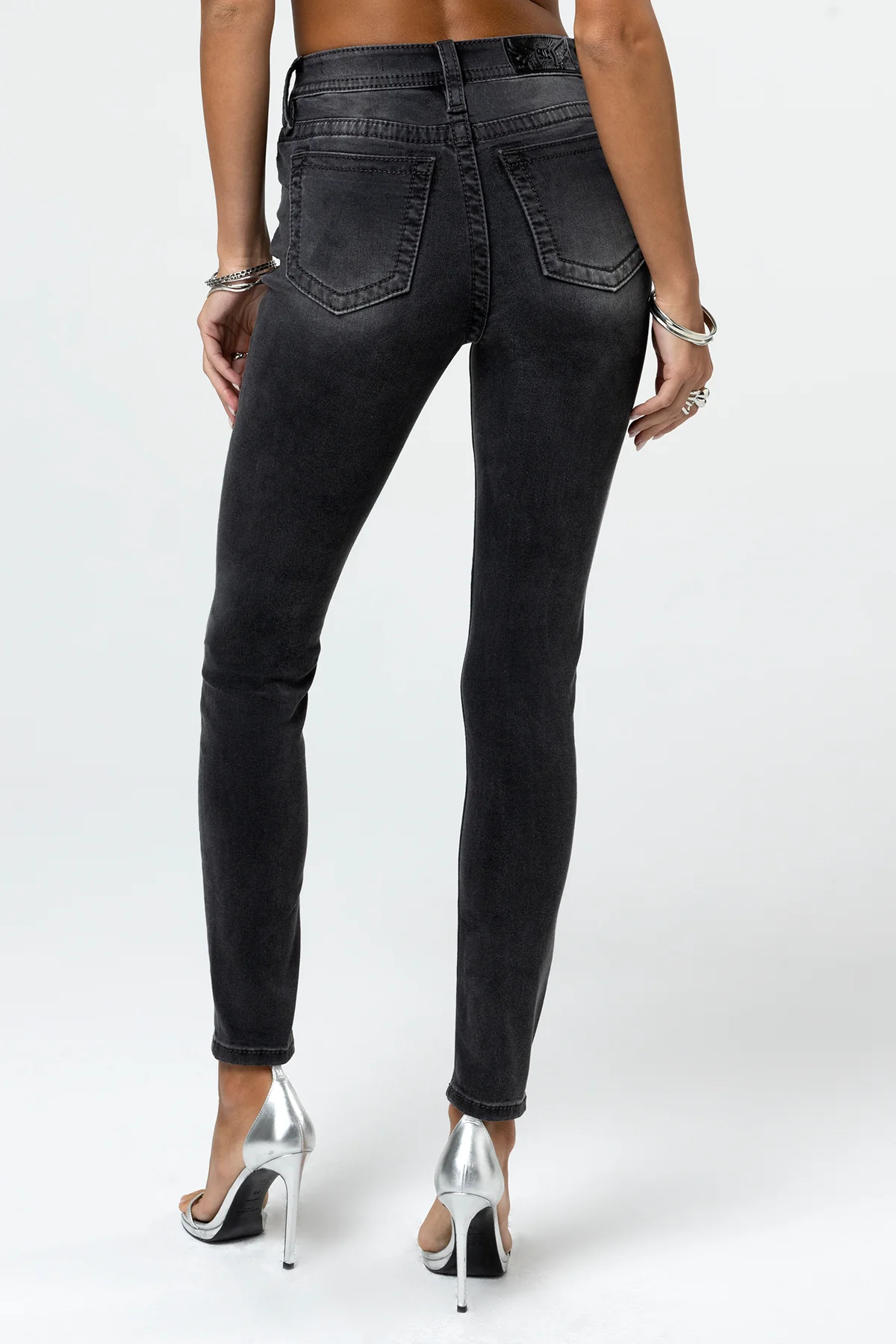 Noir Jane Skinny Jeans - Image 7