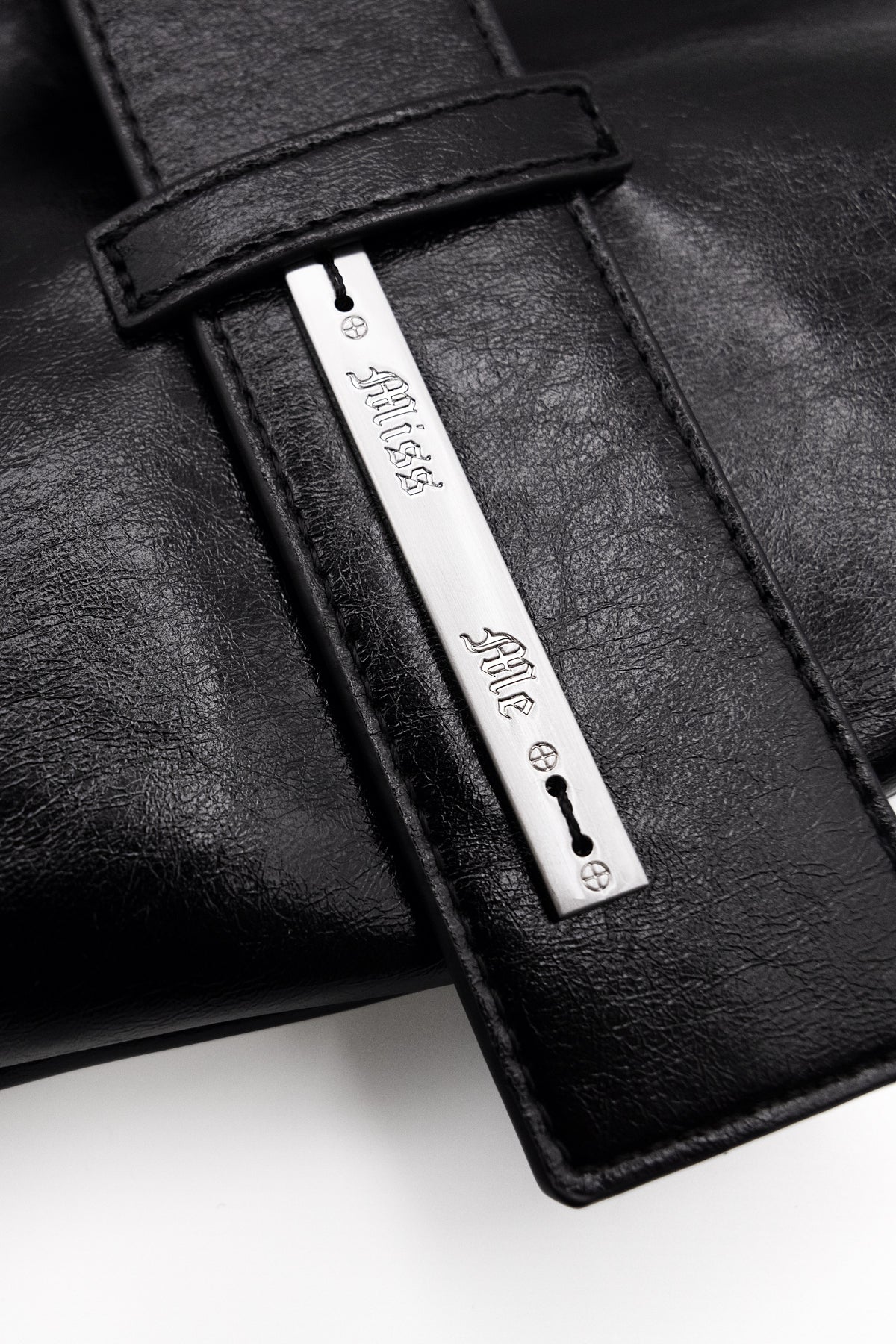 On Repeat Shoulder Bag - Image 6