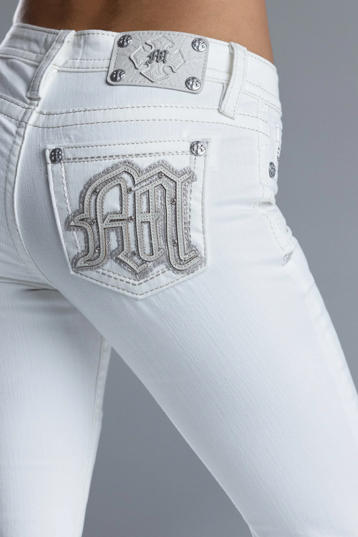 Saela Bootcut Jeans - Image 3