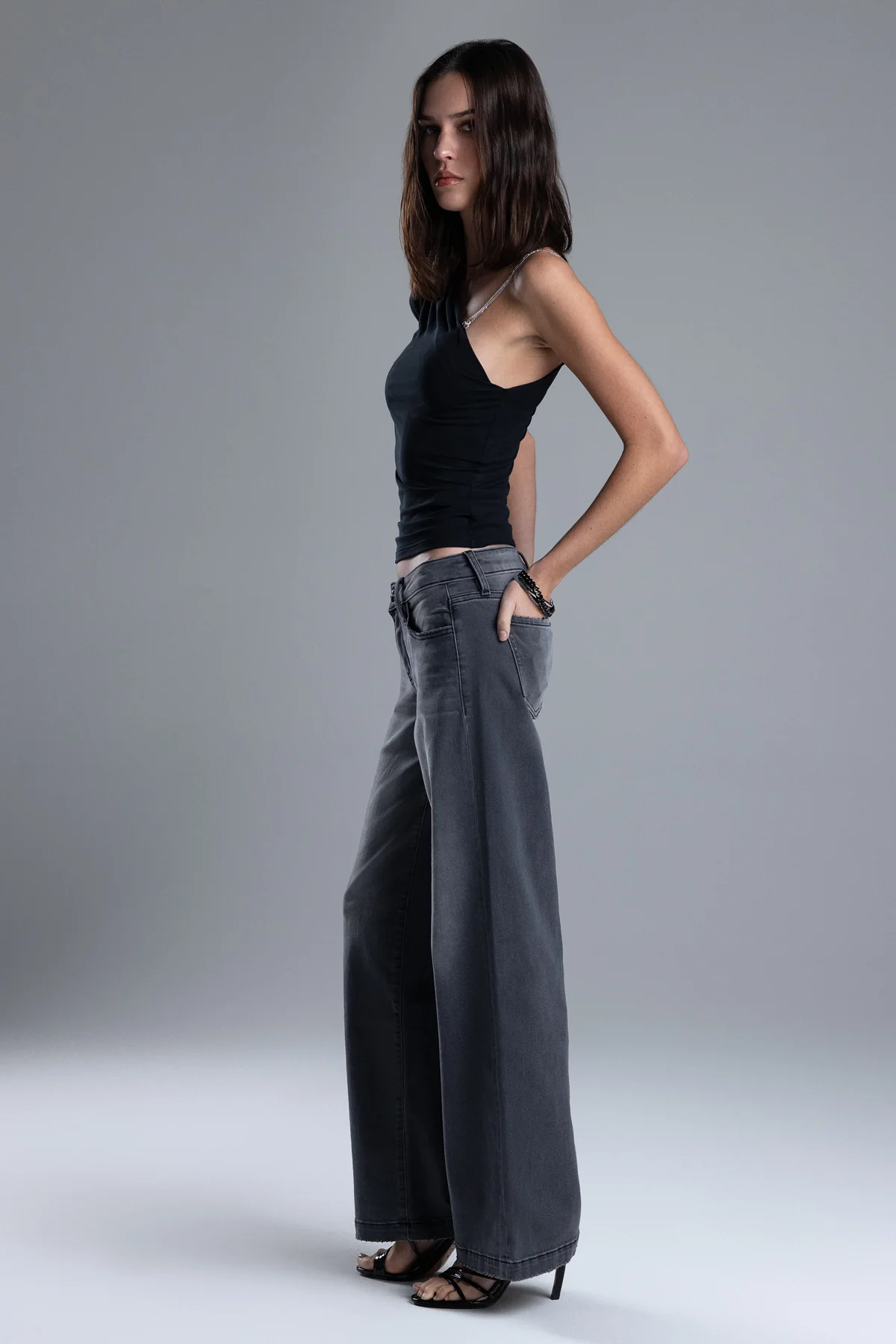 Wiley Wide Leg Jeans - Image 18