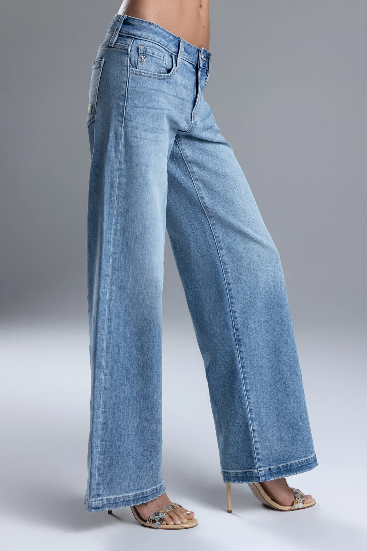 Wiley Wide Leg Jeans - Image 4