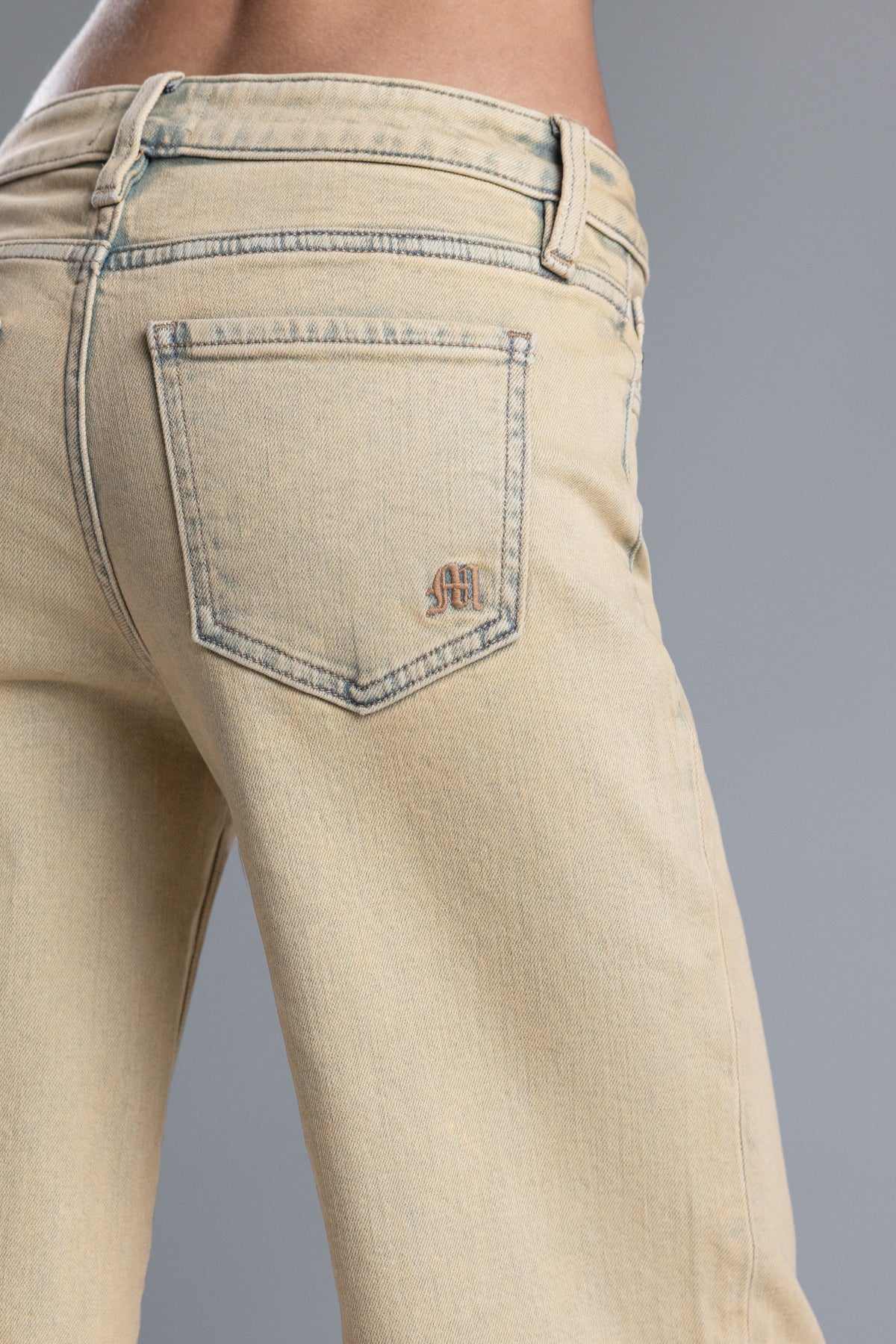 Wiley Wide Leg Jeans - Image 9