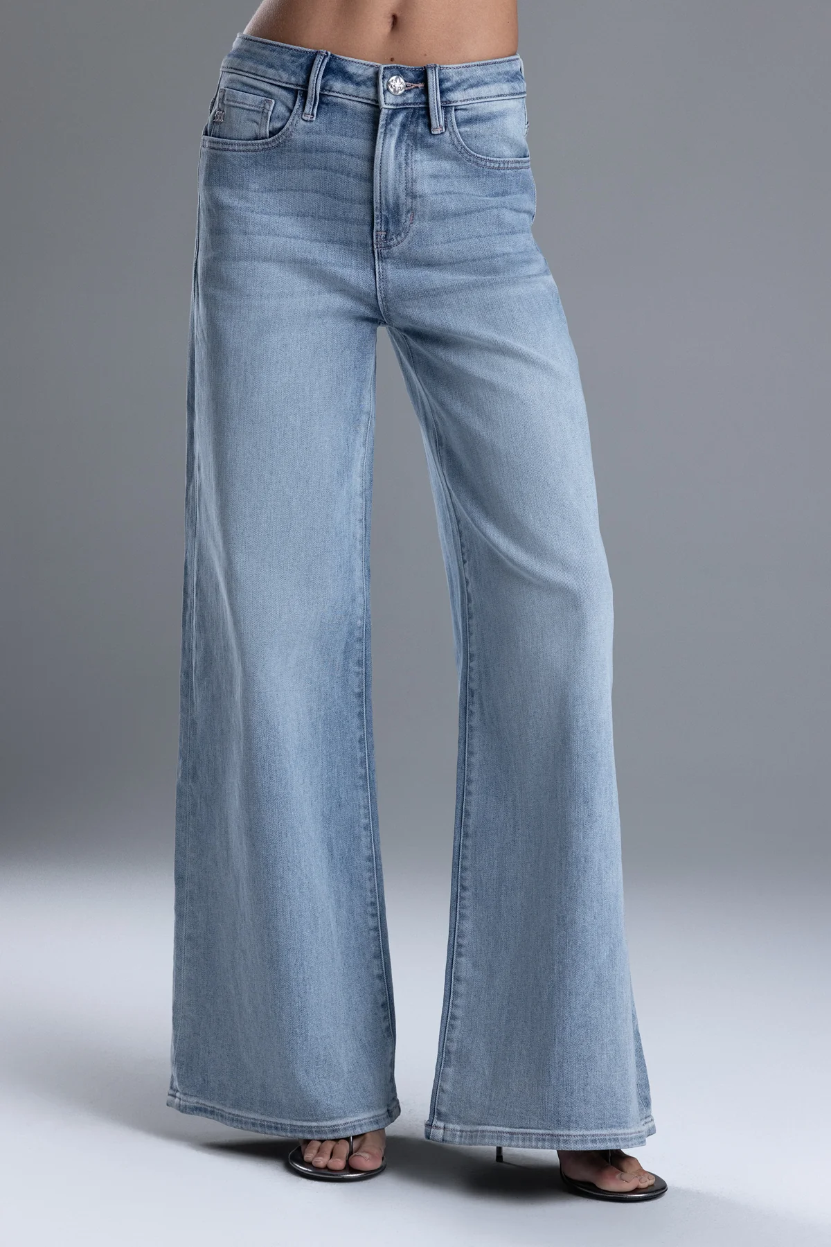 Wren Super Wide Leg Jeans - Image 10