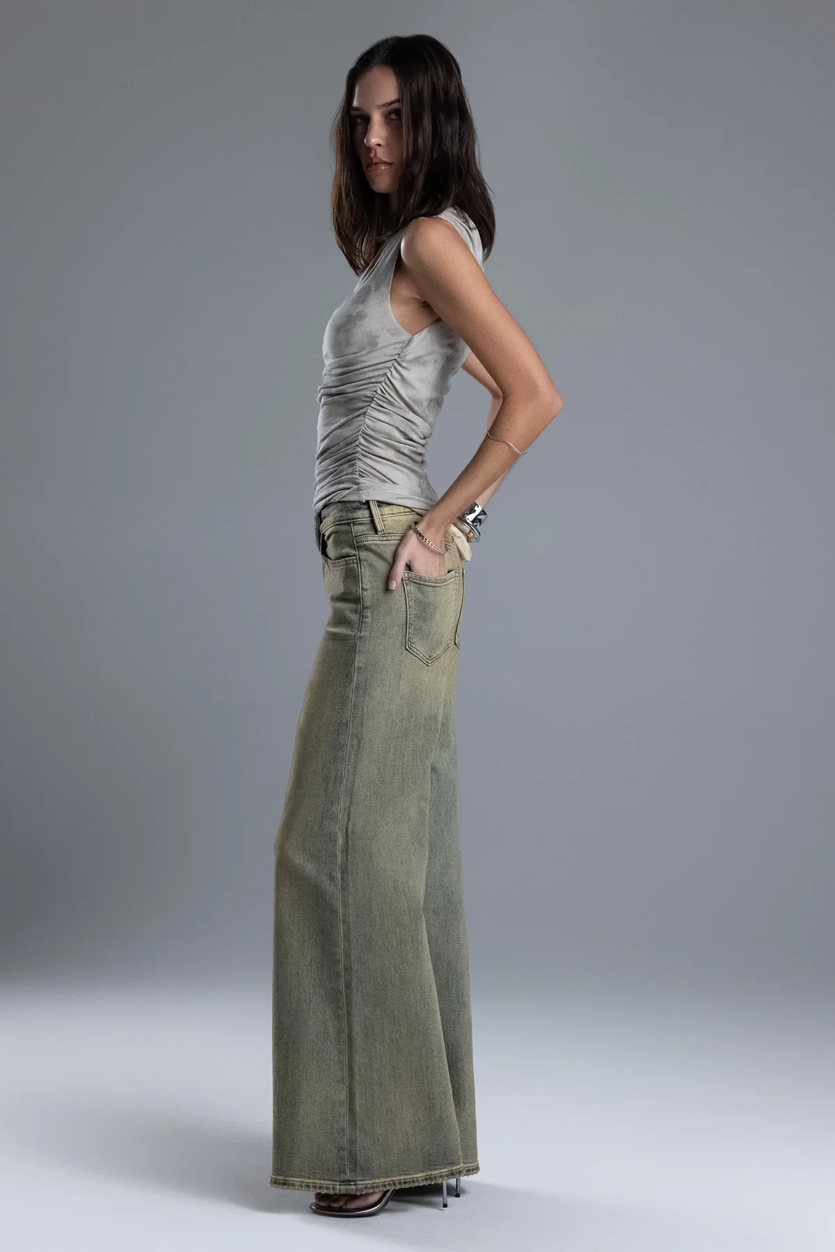 Wren Super Wide Leg Jeans - Image 15