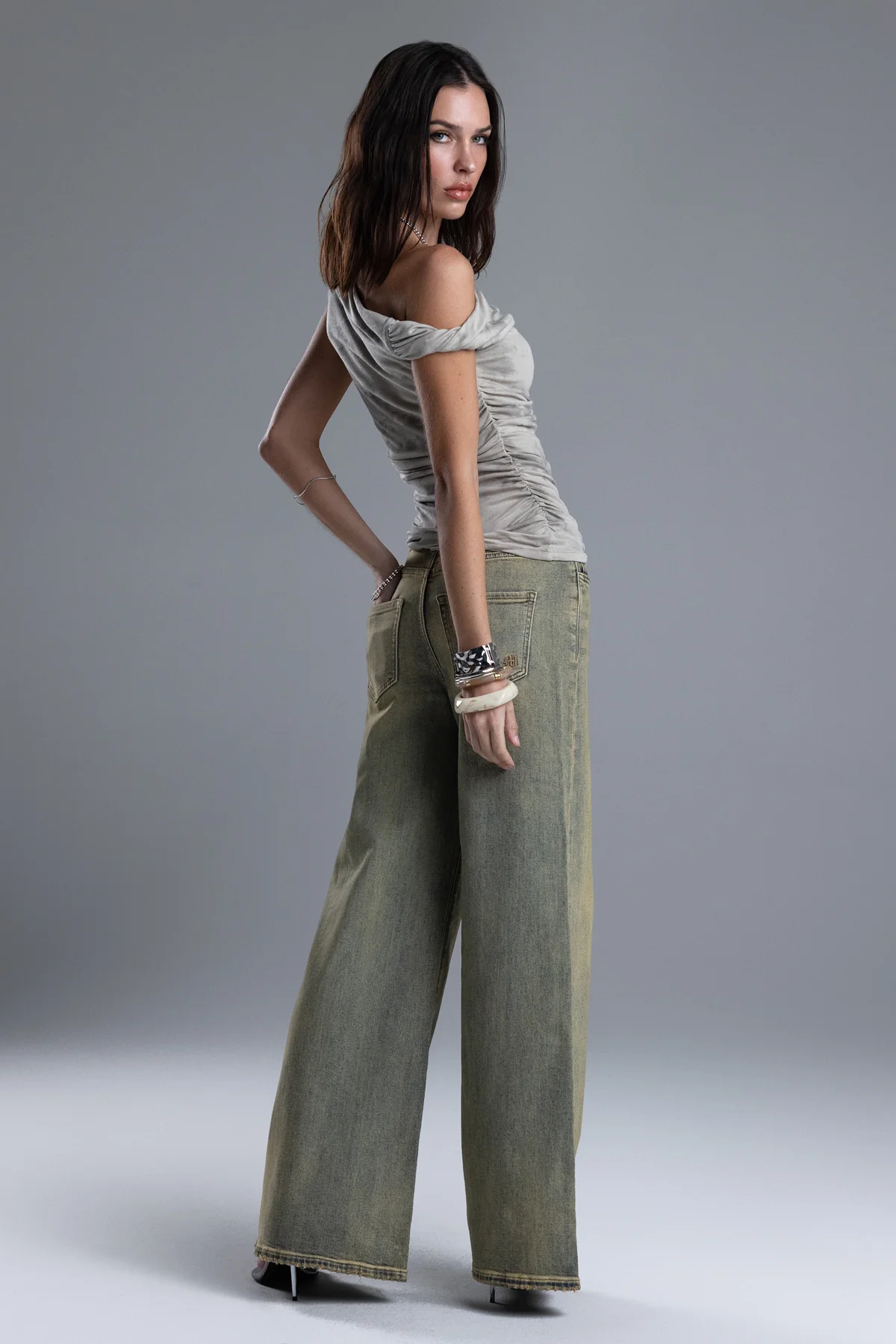Wren Super Wide Leg Jeans - Image 16